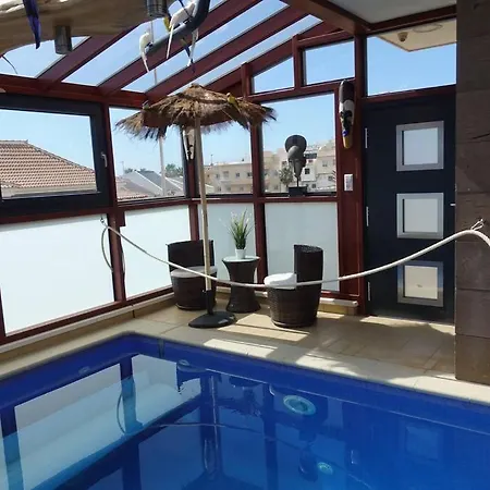 Holiday home Designer Haus Mit Beheiztem Pool