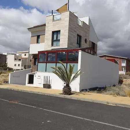 Designer Haus Mit Beheiztem Pool Holiday home *