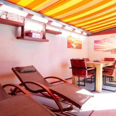 Casa de Férias Designer Haus Mit Beheiztem Pool La Listada